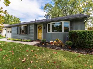 104 Eckhart Ave, Auburn, IN 46706