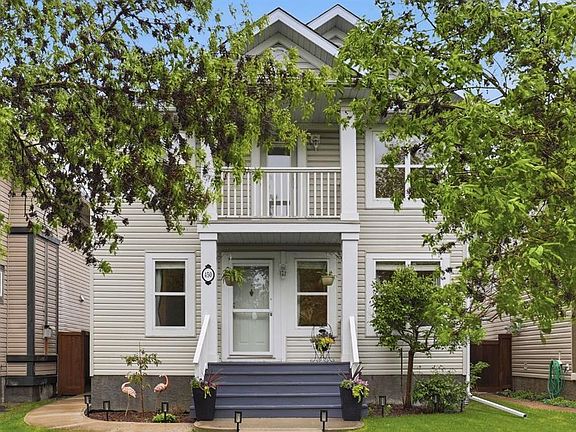 3rd image of 450 W Elgin Way SE