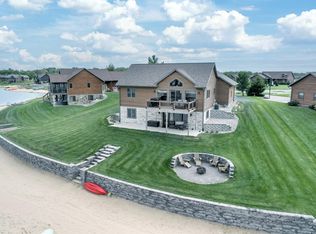 N8432 Lookout Point Ct, New Lisbon, WI 53950