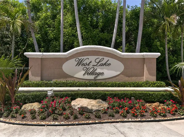 1125 Cliffrose St, Hollywood, FL 33019