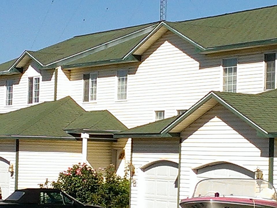 1st image of 1404 S Skyline Dr