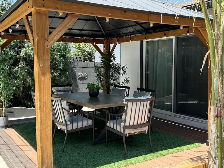 23664 Community St — Photo 17
