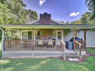 772 Lake Nottely Dr, Blairsville, GA 30512