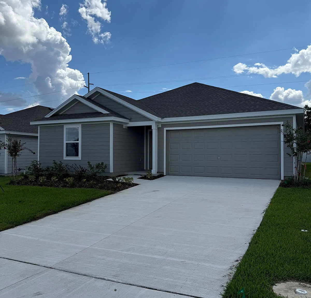 4 bed, 1985 sqft, $1,950 — Photo 1