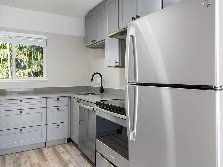Eastside Village Apartments — Photo 7