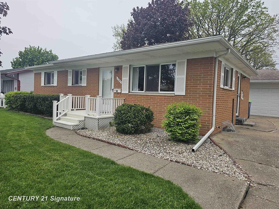 1st image of 905 Oakview Dr