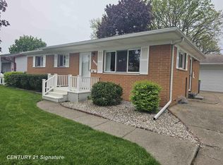 905 Oakview Dr, Saginaw, MI 48604