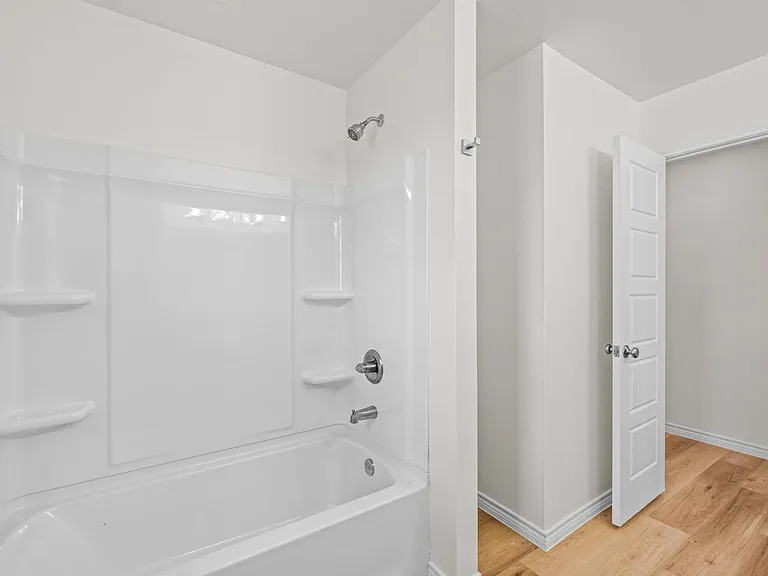 11505 N Cres #2800 — Photo 22