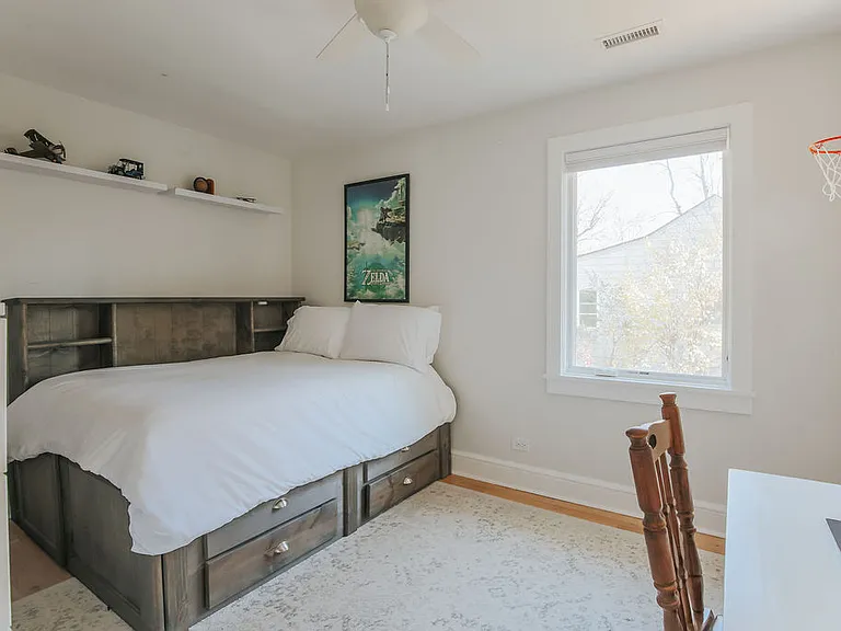1629 Hardwood Ave — Photo 22