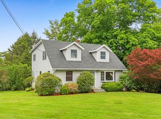 571 Farm To Market Rd, Brewster, NY 10509