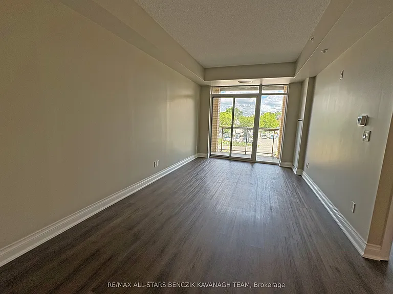 68 Main St N #233 — Photo 4
