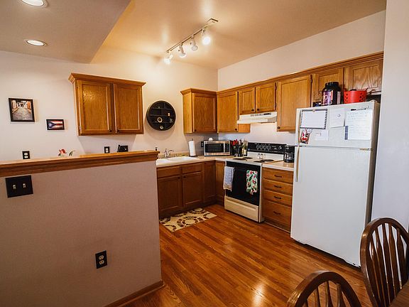 4th image of 9101 S Aspen Dr Unit 2
