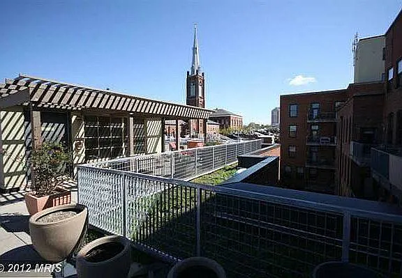 1 bed, 731 sqft, $1,785 — Photo 2