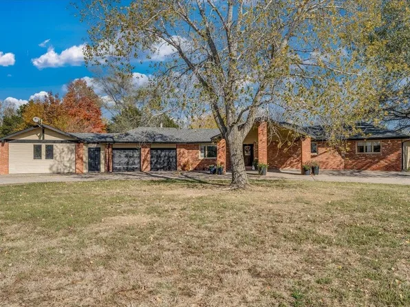 15090 SW Thistle Rd, Rose Hill, KS 67133