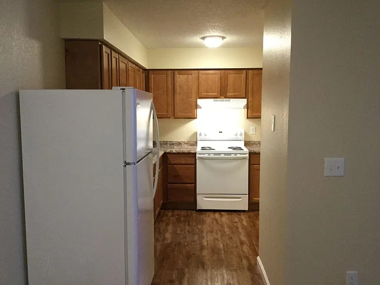407 Judy St — Photo 14
