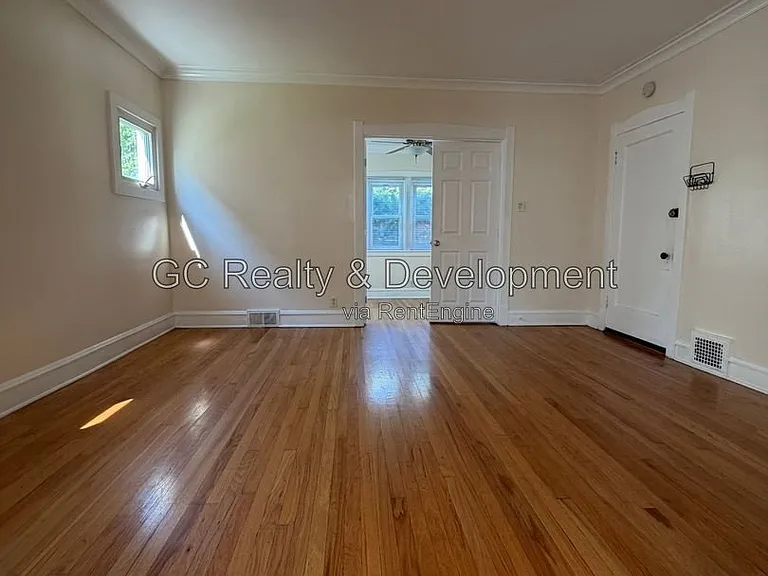 616 Elgin Ave #1 — Photo 13