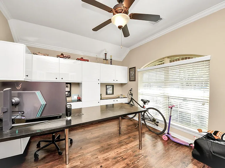 7502 Simpson Springs Ln — Photo 10