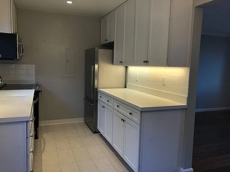 Village Square Townhomes — Photo 25