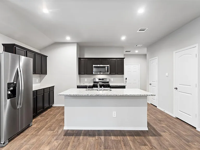 40491 Garden Heights Ln — Photo 6