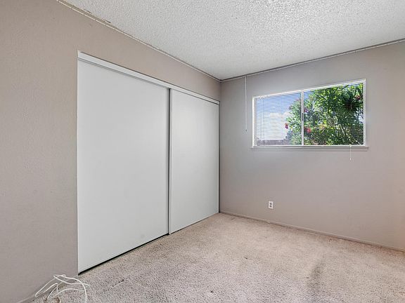 5th image of 4665 E Chicago Ave