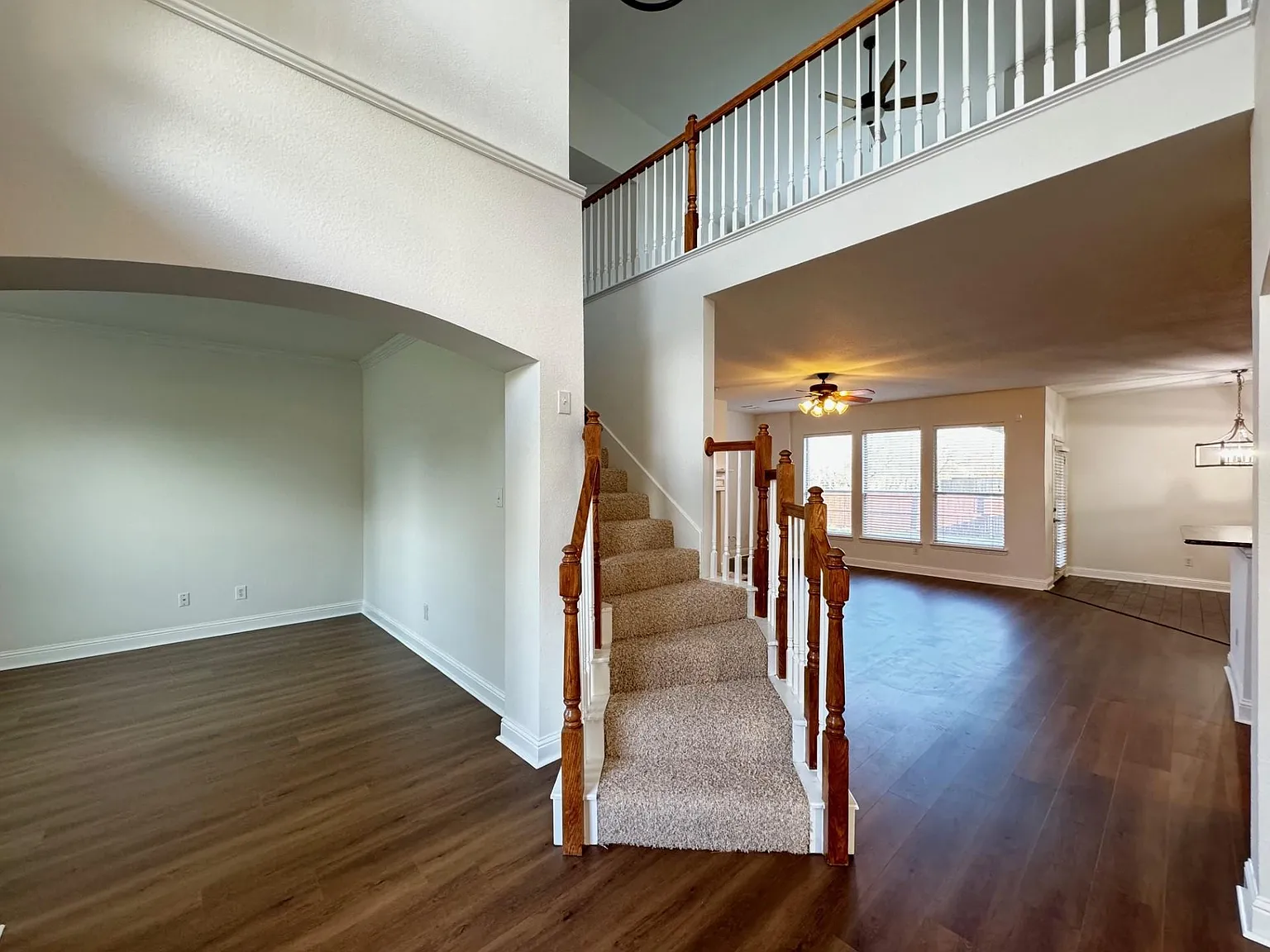 5 bed, 3.5 bath, 3131 sqft, $2,995 — Photo 4