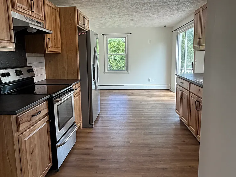 3078 Lake Rd N — Photo 15