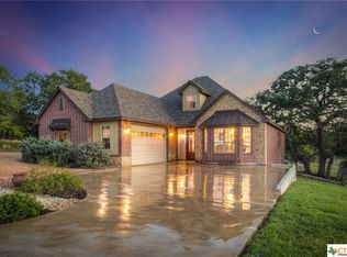 420 Cambridge Dr, New Braunfels, TX 78132