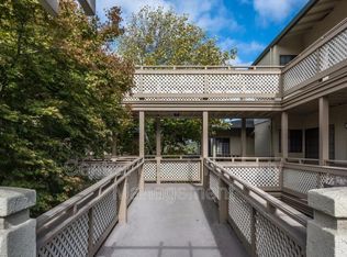 111 Quail Run Ct, Del Rey Oaks, CA 93940