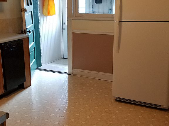 5th image of 1729 W Farwell Ave #3W
