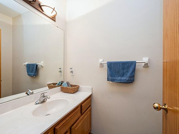5th image of 8626 Tessman Cir N