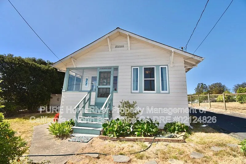 1 bed, 1.0 bath, 960 sqft, $3,050 — Photo 2