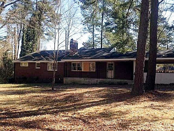 3rd image of 305 N Tomlinson St