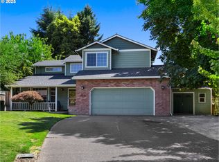 12255 SE Mapleleaf Ct, Clackamas, OR 97015