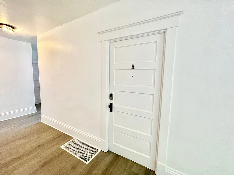 1411 W 9th Ave #A — Photo 11