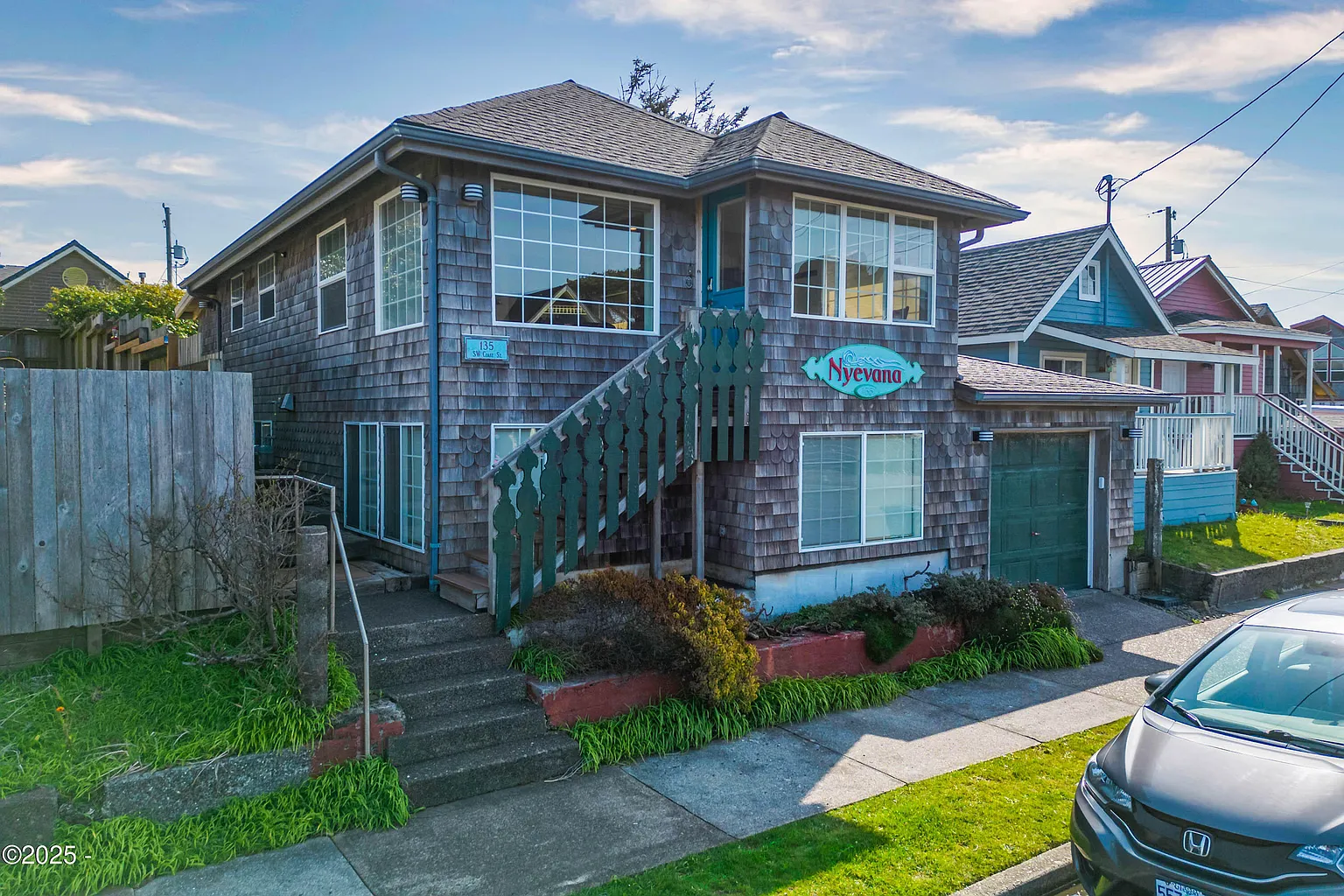 135 SW Coast St photo 1