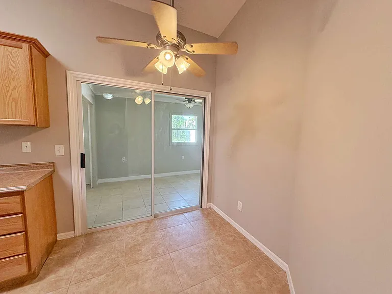 39 Fischer Ln — Photo 11