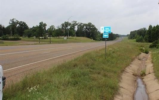 3rd image of 22000 State Highway 77 W