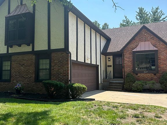 3rd image of 7637 W 93rd St