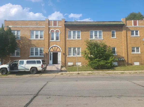2208 W Locust St APT 6, Milwaukee, WI 53206