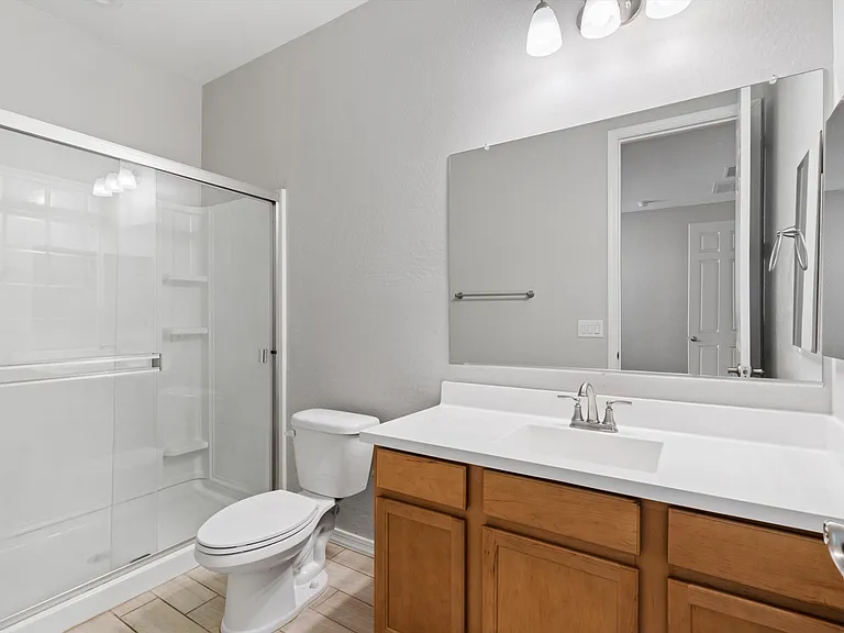 10904 W Harrison St — Photo 8