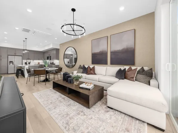 Plan E Plan, The Heights