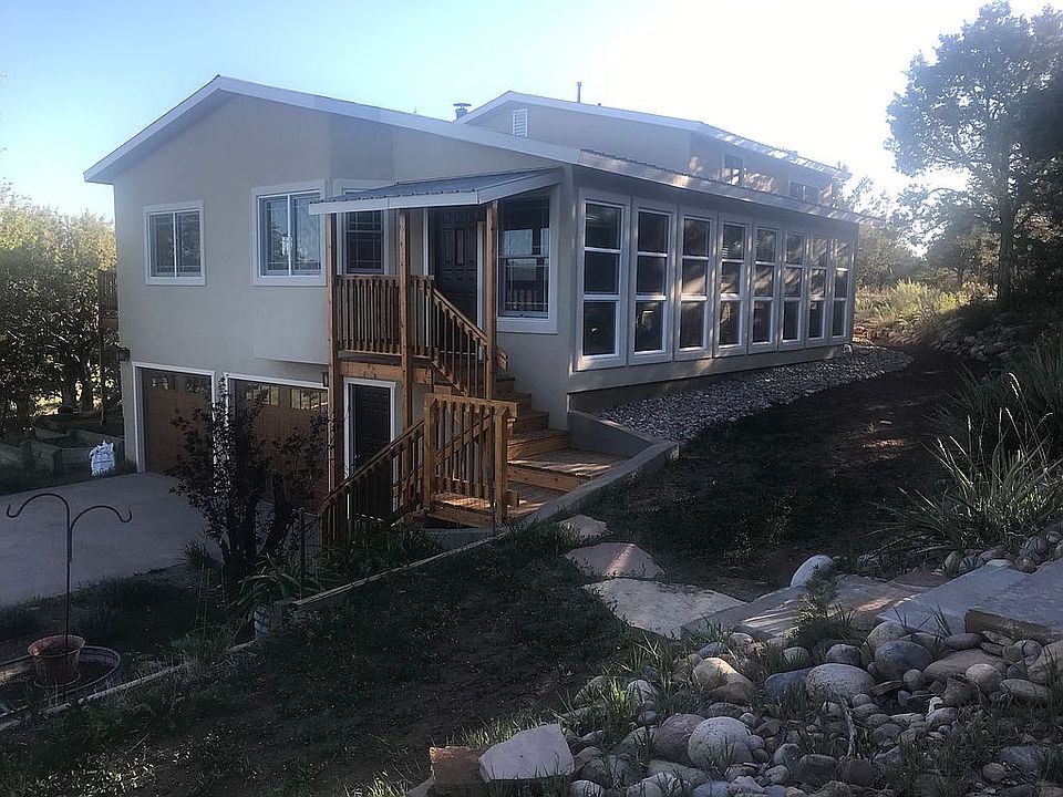 1st image of 415 Mesa Linda Dr