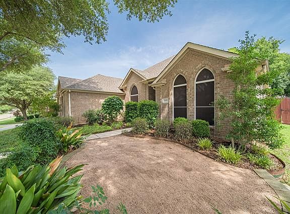 5th image of 909 Chapel Dr