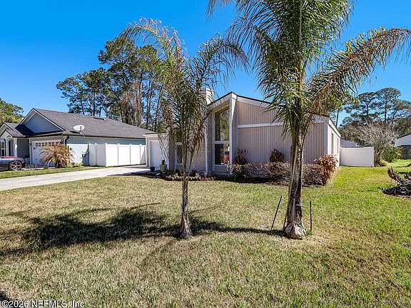 2nd image of 10655 LA MANCHA Avenue