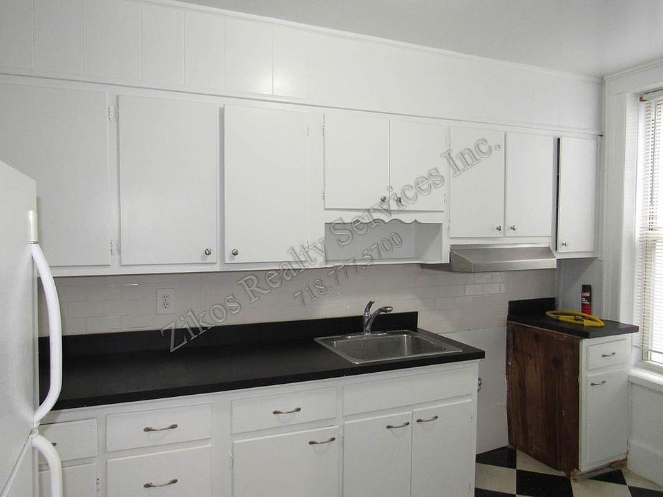 1st image of 2384 27th St #2