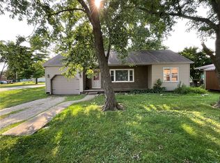 902 N Wood St, Shelbyville, IL 62565