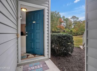 4108 Breezewood Dr APT 102, Wilmington, NC 28412