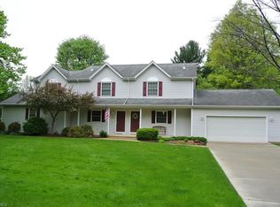 1615 & 1617 Arndale Rd, Stow, OH 44224