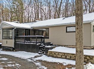 357 Lee Rd, East Stroudsburg, PA 18302