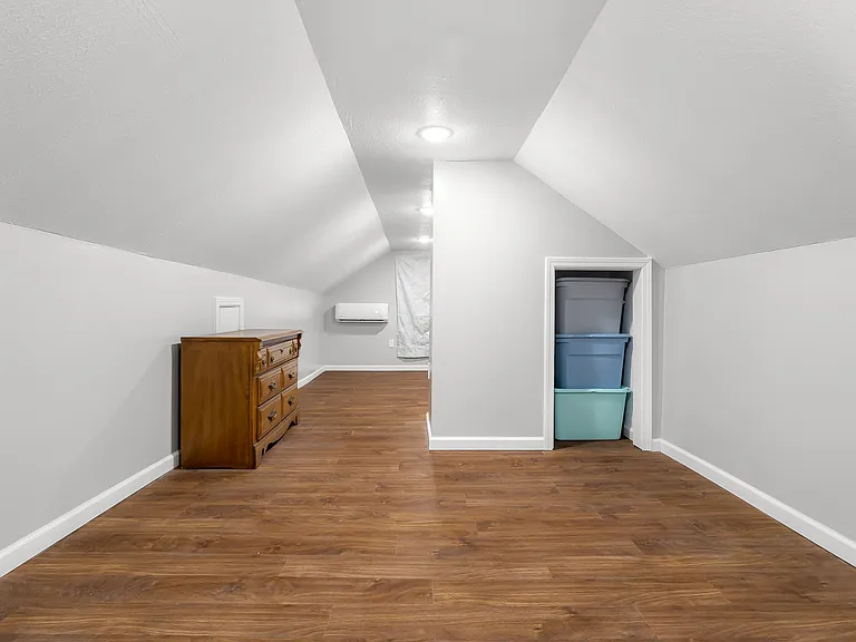 1920 Elm St #1 — Photo 14